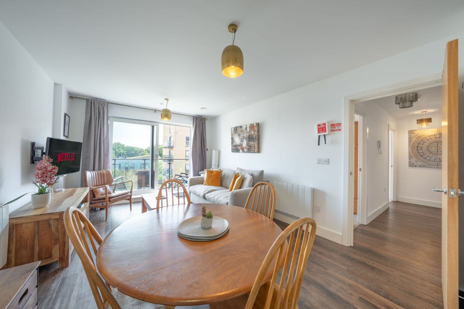 Dining area at Grover Elite