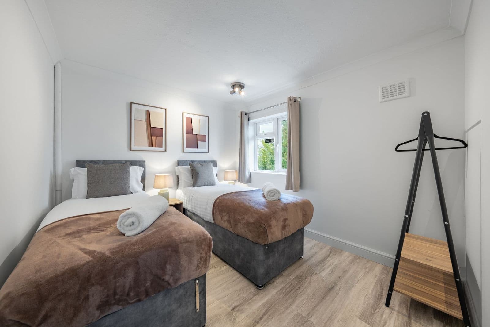 Bedroom at School Row Elite