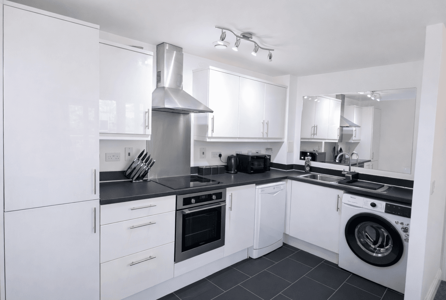 Kitchen at 36 Handley's Elite