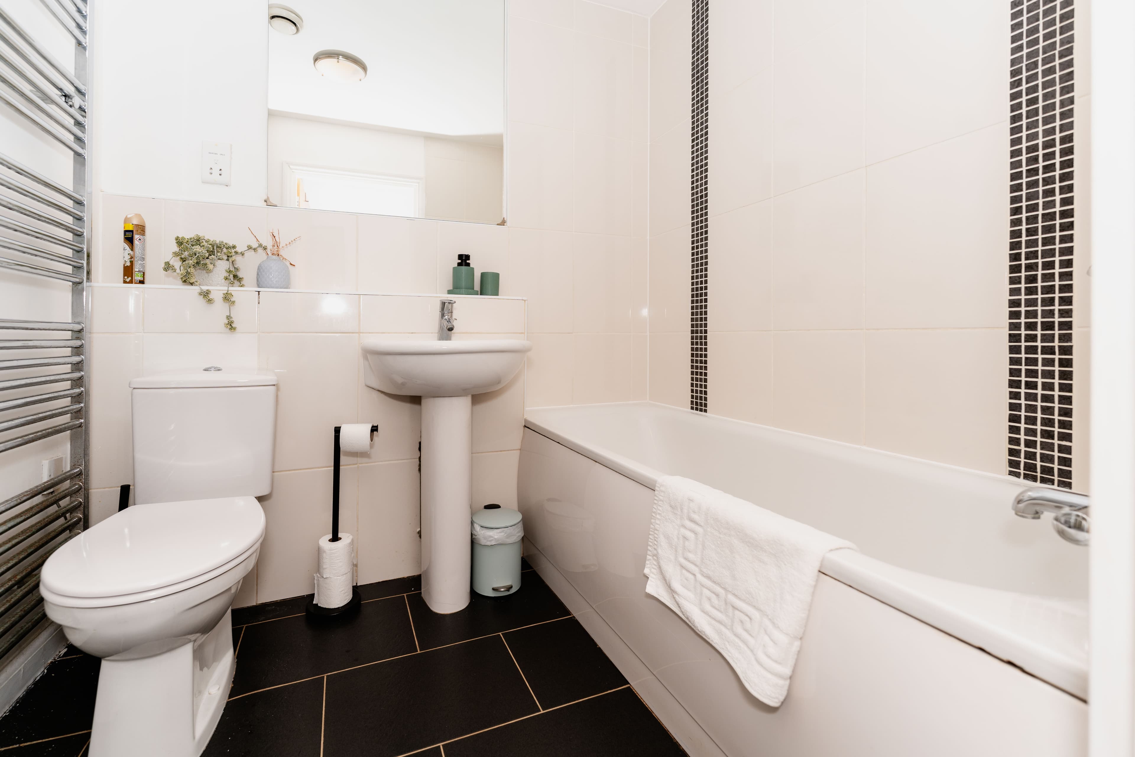 Bathroom at 36 Handley's Elite